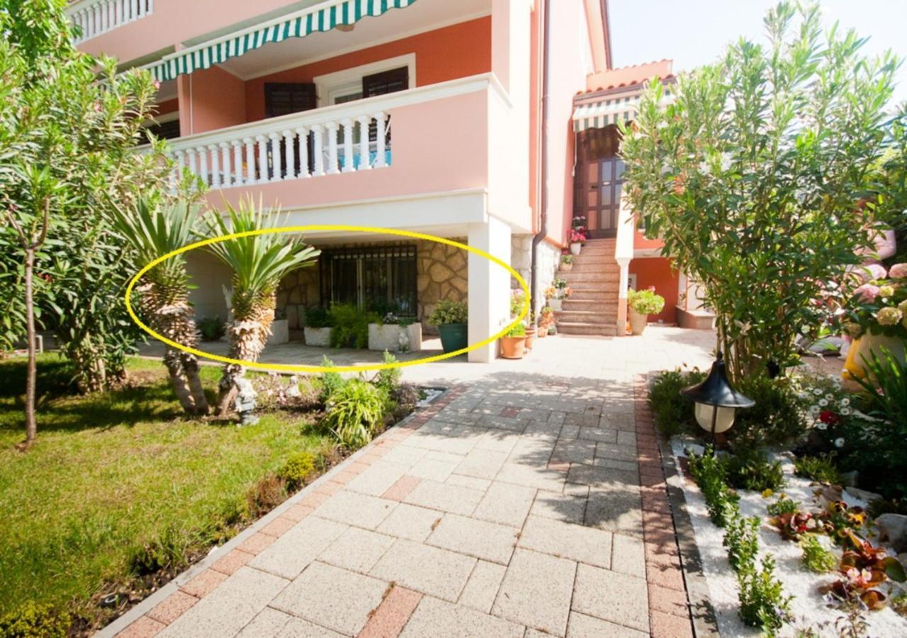 Apartments Nadica Baska  Ngoại thất bức ảnh